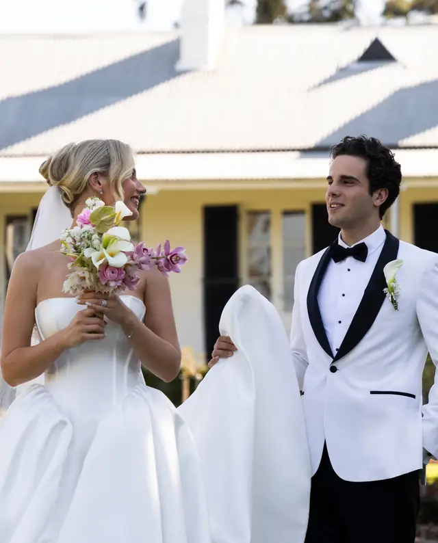 Celebration portraits in a Sydney garden